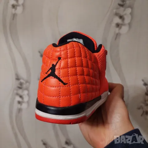 маратонки NIKE  JORDAN ACADEMY BP номер 31 ,5-32, снимка 8 - Детски маратонки - 49549402