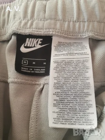 Nike долнище и горнище , снимка 2 - Спортни дрехи, екипи - 55866471