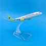 Бойнг 737 самолет модел макет Jin Air метален нискотавифна авиокомпания полетите летище, снимка 7