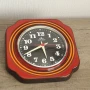 Стенен порцелаонов часовник "Meister Anker"-70те години ГДР, снимка 1