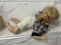 Пълзяща порцеланова кукла, снимка 4