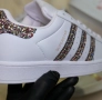 Adidas Superstar Бели с Бляскави Многоцветен брокат Ленти, снимка 2