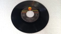 Малка грамофонна плоча, 7 инча, 17.78 см, JEAN-YVES 1-c,est pas …. 2-pas …., , френска преса, снимка 3