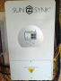 Продавам работещ Соларен Хибриден Инвертор SunSynk 5.5Kw в гаранция, снимка 1