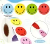 100 бр цветни Емотикон Smiley Еможи Emoji малки самозалепващи лепенки стикери за ръчна изработка , снимка 2