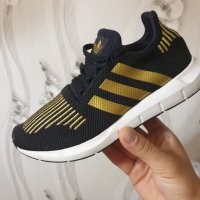 маратонки  ADIDAS ORIGINALS SWIFT RUN номер 39-39,5, снимка 16 - Маратонки - 40075068