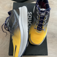 Saucony Обувки за бягане Endorphin Speed 3, 44 EU, снимка 1 - Спортни обувки - 44739722