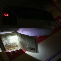 Машина за броене на банкноти с UV лампа, банкнотоброяч, money counter, машина за броене на пари, снимка 8 - Друга електроника - 39688124