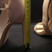 Дамски обувки с ток, снимка 7 - Дамски елегантни обувки - 40800900