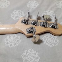 Бас-китара Custom Precision type 5-string (за лява ръка), снимка 8 - Китари - 35996154