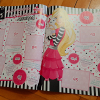 Нов колекционерски албум за стикери Барби, Barbie, снимка 8 - Колекции - 36152848