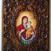 Икона "Дева Мария с Младенеца"-дърворезба,орех,уникат, снимка 1 - Икони - 17897039