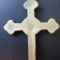 Стар бронзов християнски кръст , 5,5см. Патина, снимка 3 - Антикварни и старинни предмети - 42456310