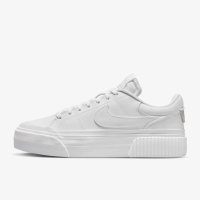 Дамски кецове Nike Court Legacy Lift, снимка 1 - Кецове - 44712837