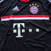 Фланелка FC Bayern Munchen / Adidas, снимка 2 - Футбол - 41551788