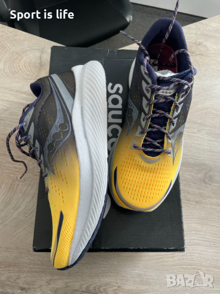 Saucony Обувки за бягане Endorphin Speed 3, 44 EU, снимка 1