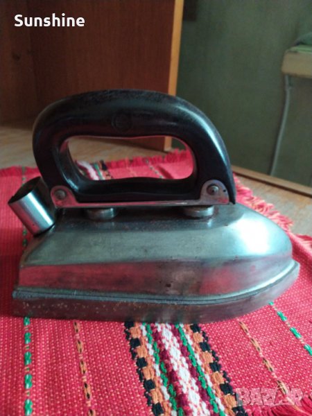 Старинна ютия работеща ЕЛПРОМ 1950 г., снимка 1