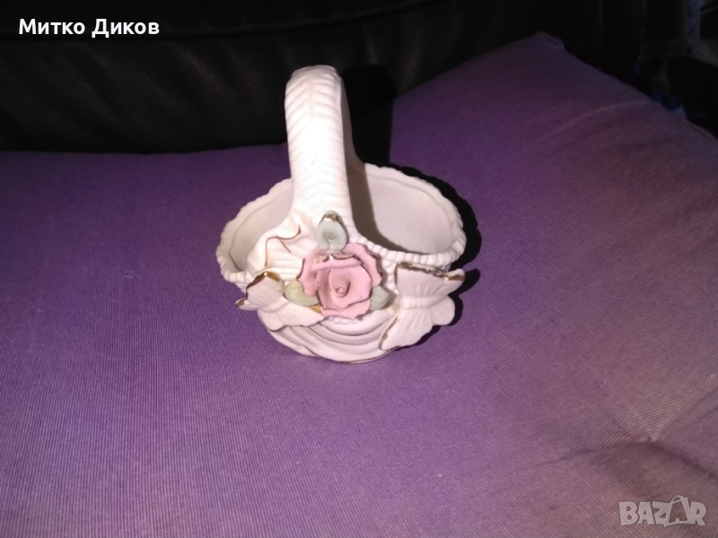 Кошничка рози керамика Н- 110мм и 90х61мм отлична, снимка 1
