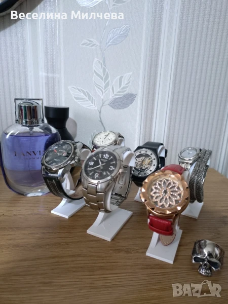 Поставка за часовник,бижу, снимка 1