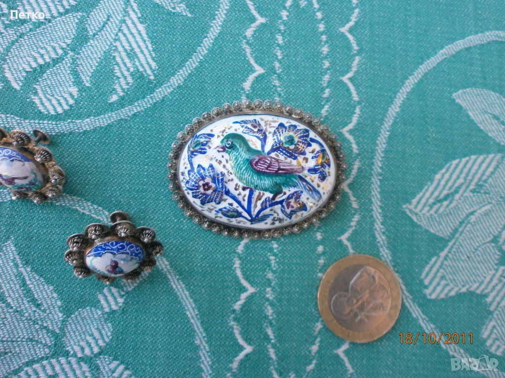 Автентичен комплект , снимка 1