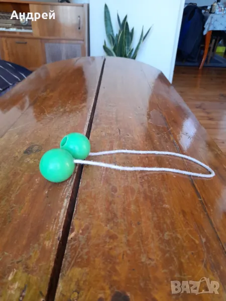 Стара играчка,тракащи топчета #3, снимка 1