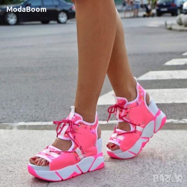 Стилни дамски сандали на платформа , снимка 1