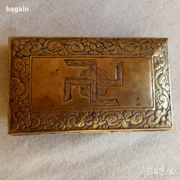 Свастика. Старинна тибетска кутия., снимка 1