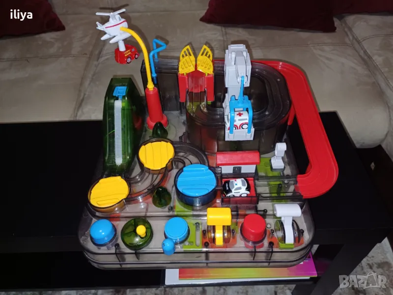 STEM/СТЕМ Прозрачна образователна игра/писта с 3 коли - полицейска, пожарна и линейка www.youtube.co, снимка 1