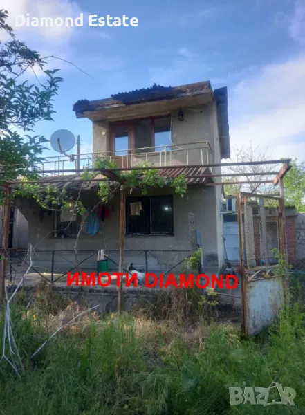 Двуетажна вила в село Обручище общ. Гълъбово, снимка 1