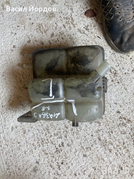 Казанче антифриз/вода за Мазда 3 . 1.6 (БК) Mazda 3 1.6 109 (BK), снимка 1