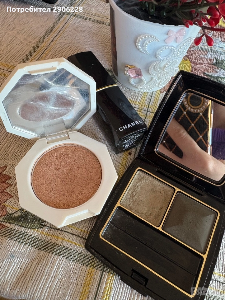 Fenty beauty хайлайтър и сенки Givenchy , снимка 1