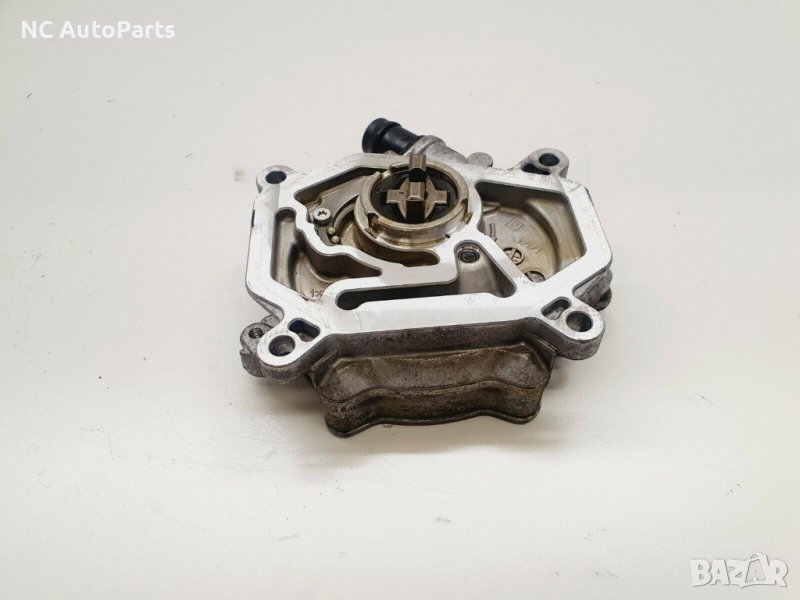 Вакуум помпа за Mercedes Мерцедес А W176 B W246 клас 1.6 бензин A2701801001 2015, снимка 1