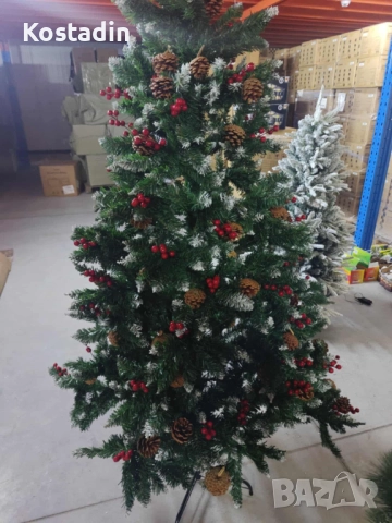 Изкуствена елха Luxury Diamond с червен глог и шишарки-размери, снимка 4 - Декорация за дома - 52209084