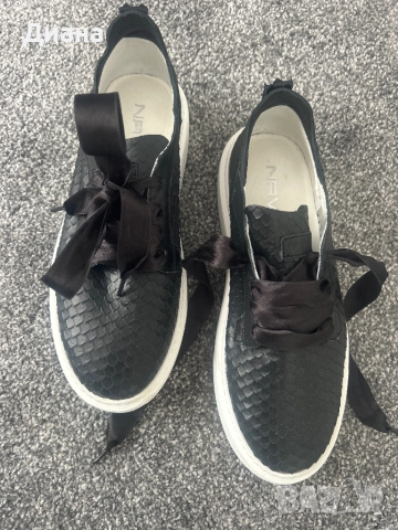 Дамски обувки