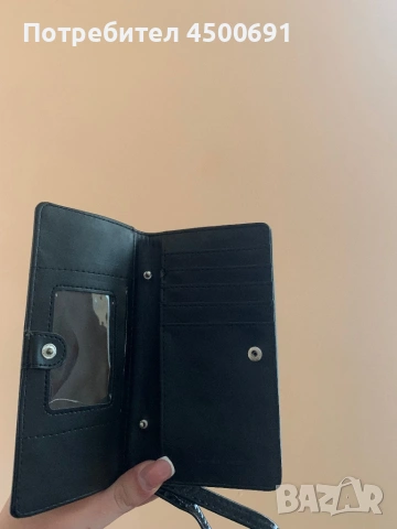 Портомоне Bershka, снимка 2 - Портфейли, портмонета - 53053704