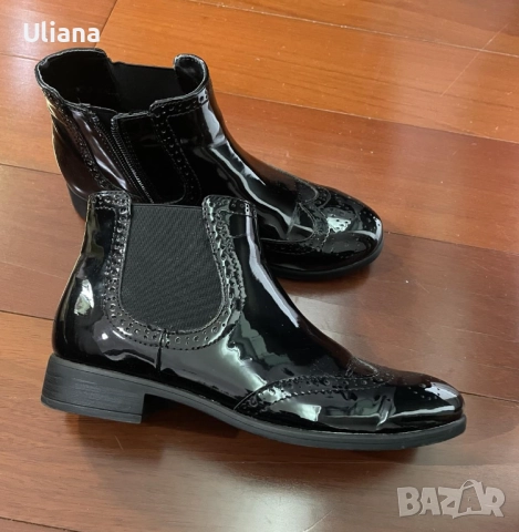 Дамски елегантни лачени боти