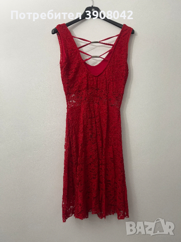 Червена рокля от дантела. , снимка 2 - Рокли - 44575224
