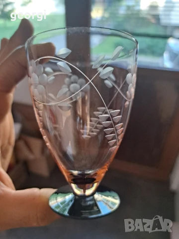 стъклена гравирана чаша за ракия цветно стъкло   26/1