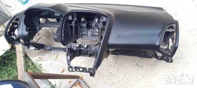Арматурно табло Ford Focus III (2011-2018), снимка 2 - Части - 55967306