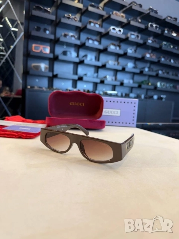 очила с черен обикновен калъф и ув защита gucci , снимка 4 - Слънчеви и диоптрични очила - 51696210