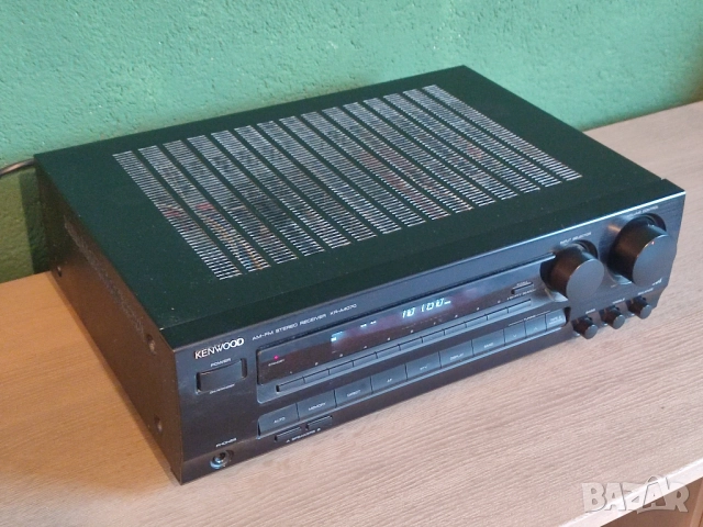 Качествен стерео ресивър Kenwood. Транзисторен усилвател с вграден радио тунер., снимка 9 - Ресийвъри, усилватели, смесителни пултове - 52735365