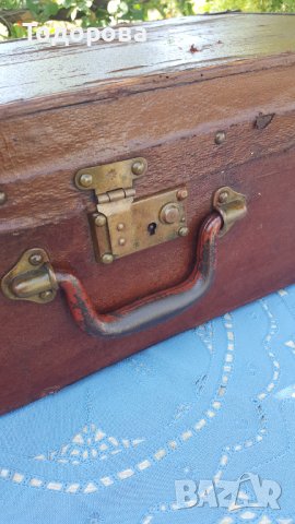 Старинен дървен куфар с бронзов обков, снимка 6 - Антикварни и старинни предмети - 40957042