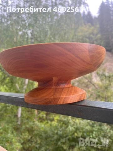 Дървена купа. За ценители на дървото. 