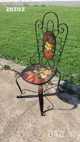 Стол винтидж- метал и дърво