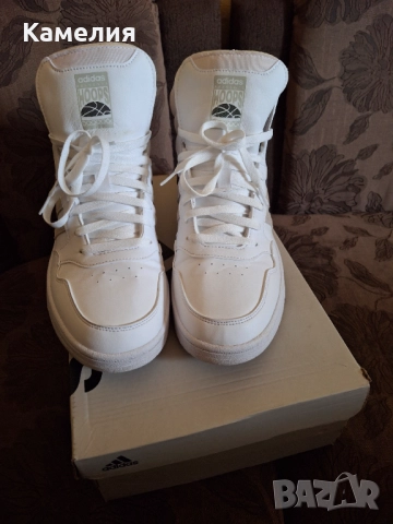 Продавам кецове Adidas hoops 3.0 MID, снимка 2 - Кецове - 52371020
