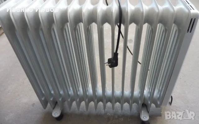 Електрически маслен радиатор Tesy D02 3014, 1200-3000W, за помещение 25-30 квадратни метра