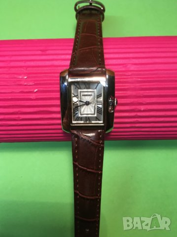 Дамски часовник Cartier , снимка 6 - Дамски - 44286203