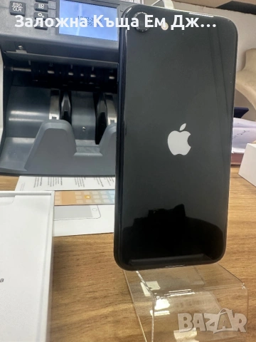 iPhone SE 64GB, снимка 5 - Apple iPhone - 53530857