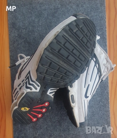 Nike Air Max Plus III, снимка 3 - Маратонки - 52096294