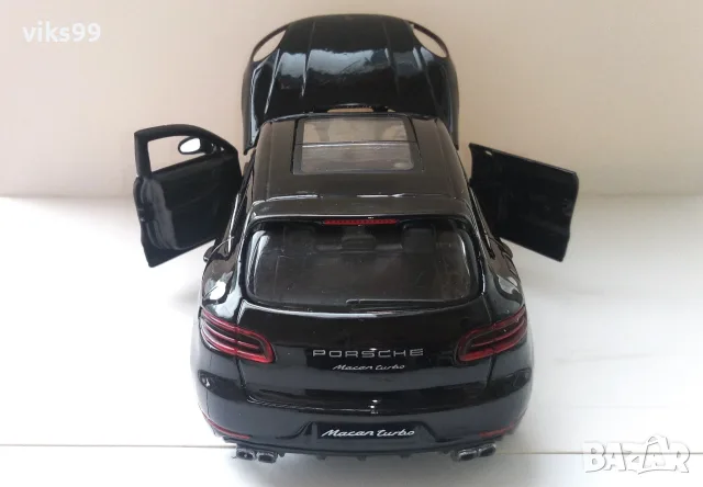 Метална количка Bburago Porsche Macan Мащаб 1:24, снимка 4 - Колекции - 55854051